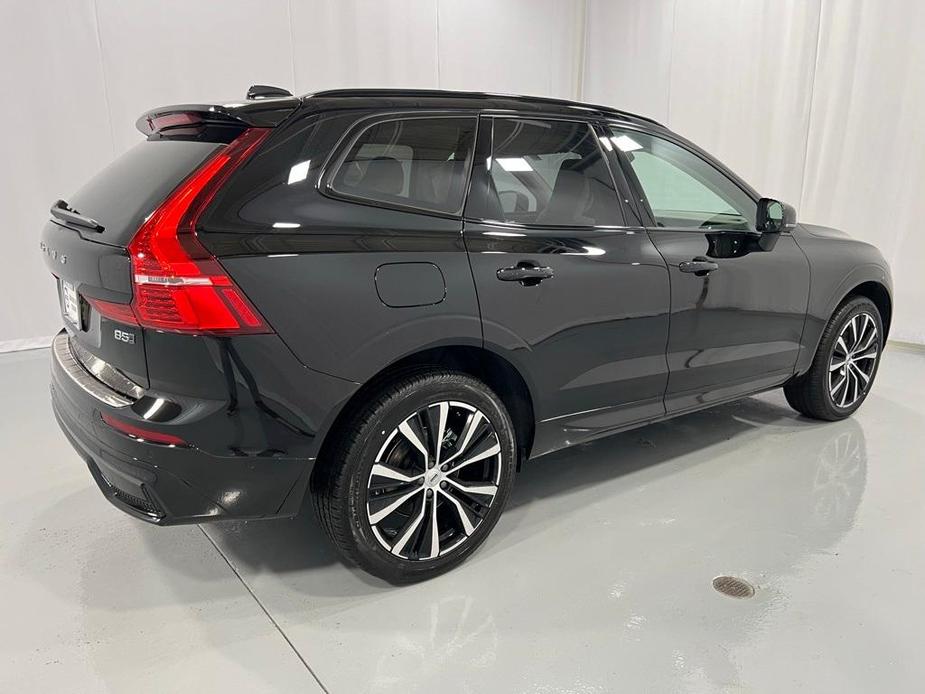 new 2025 Volvo XC60 car, priced at $56,525