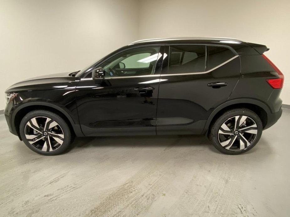 new 2024 Volvo XC40 car, priced at $51,775