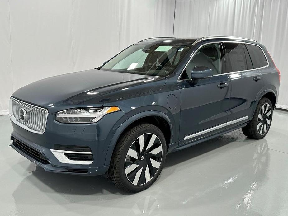 new 2025 Volvo XC90 car, priced at $78,455