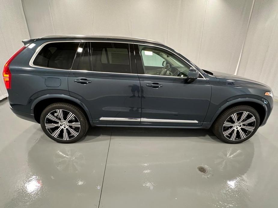 new 2025 Volvo XC90 car, priced at $76,005