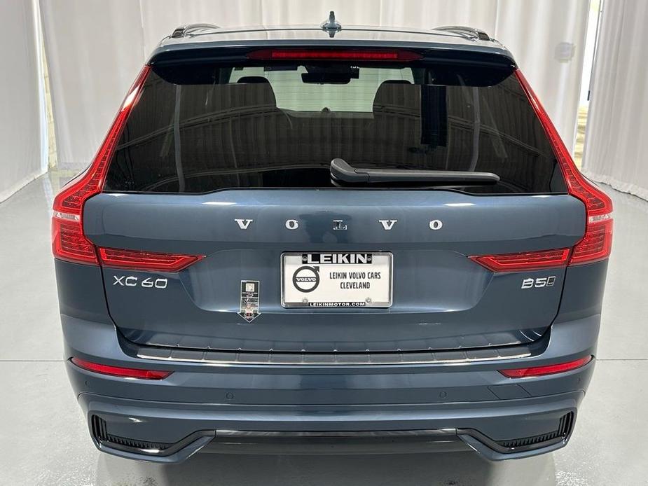 new 2025 Volvo XC60 car, priced at $67,620