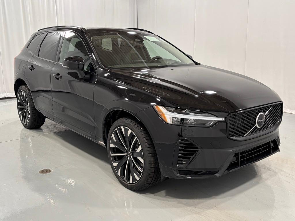 new 2026 Volvo XC60 Plug-In Hybrid car, priced at $75,235