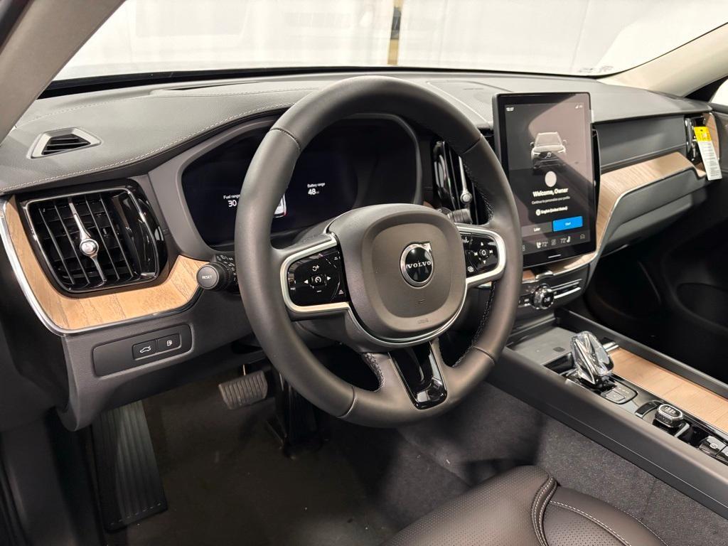 new 2026 Volvo XC60 Plug-In Hybrid car, priced at $75,235