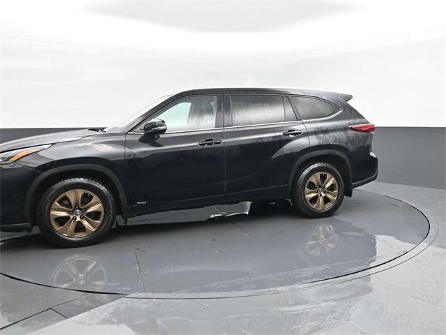 used 2023 Toyota Highlander Hybrid car, priced at $37,408