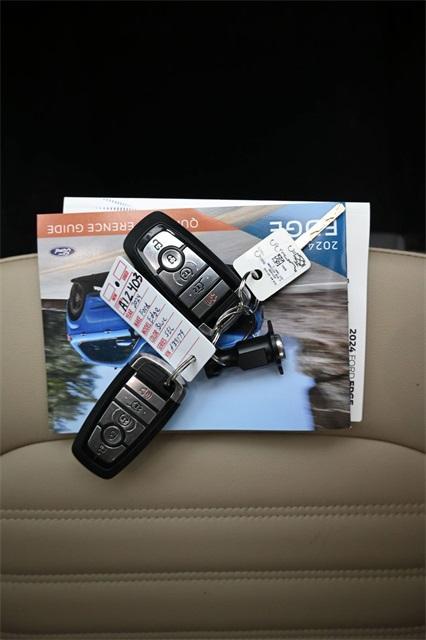 used 2024 Ford Edge car, priced at $26,554