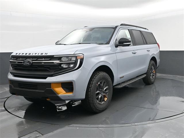 new 2025 Ford Expedition car, priced at $81,399