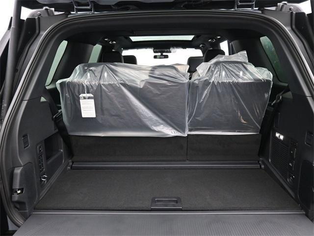 new 2025 Ford Expedition car, priced at $81,399