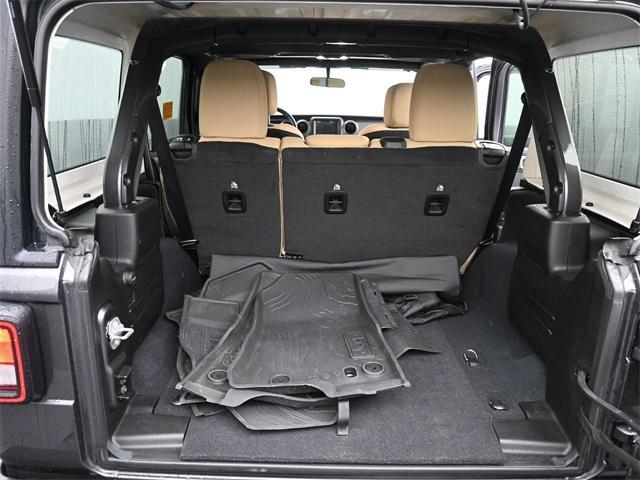 used 2022 Jeep Wrangler Unlimited car, priced at $29,157