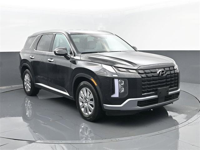 used 2025 Hyundai Palisade car, priced at $33,902