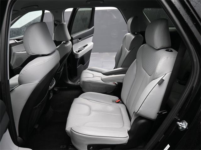 used 2025 Hyundai Palisade car, priced at $33,902