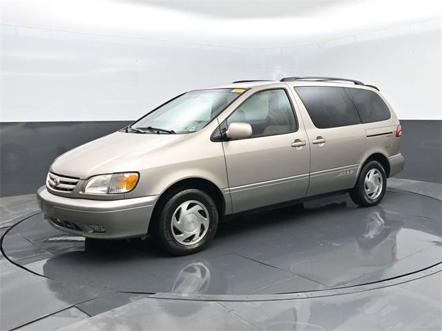 used 2002 Toyota Sienna car, priced at $6,909