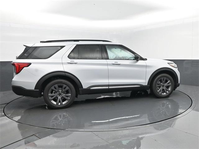new 2025 Ford Explorer car, priced at $44,991