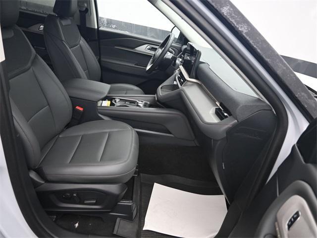 new 2025 Ford Explorer car, priced at $44,991