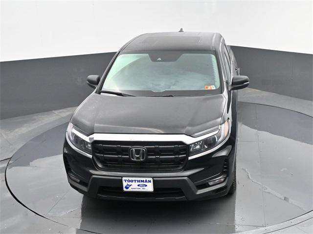used 2025 Honda Ridgeline car, priced at $37,686