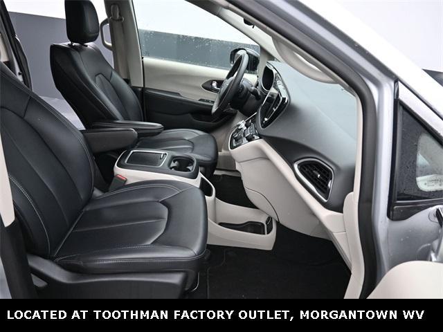 used 2024 Chrysler Pacifica car, priced at $26,444