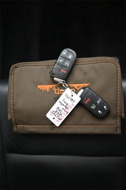 used 2018 Jeep Grand Cherokee car, priced at $16,637