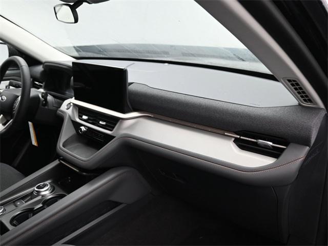 new 2025 Ford Explorer car, priced at $40,203