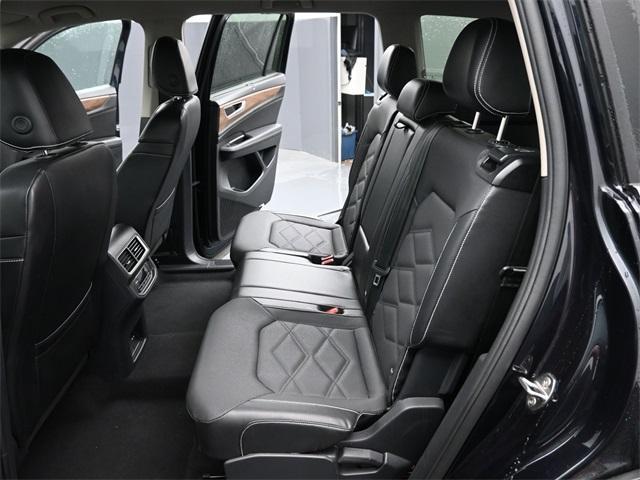 used 2024 Volkswagen Atlas car, priced at $27,328