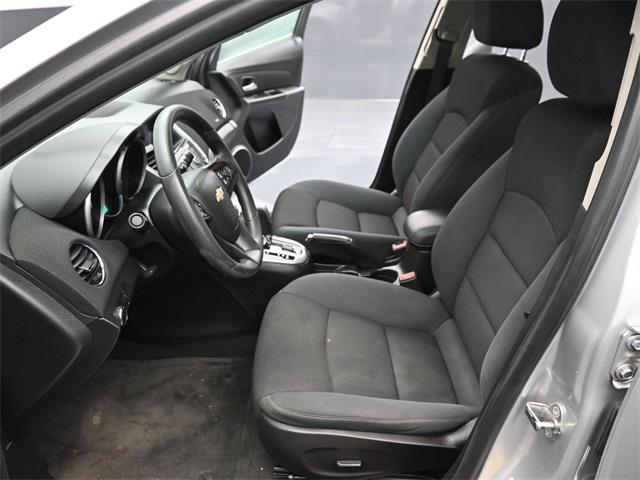 used 2016 Chevrolet Cruze Limited car, priced at $9,128