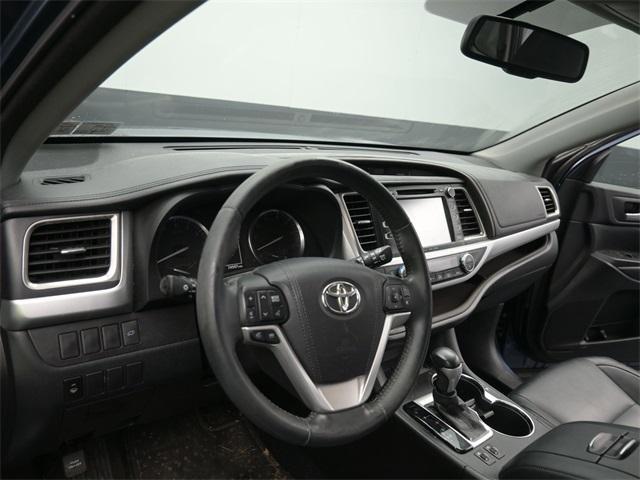 used 2016 Toyota Highlander car, priced at $20,955