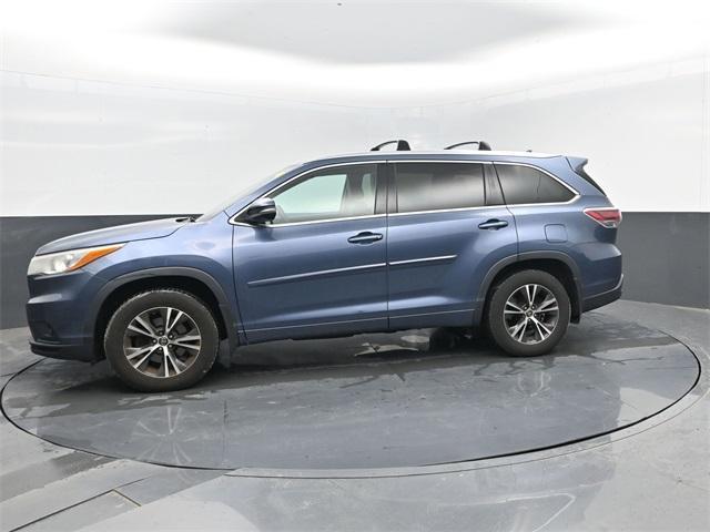 used 2016 Toyota Highlander car, priced at $20,955