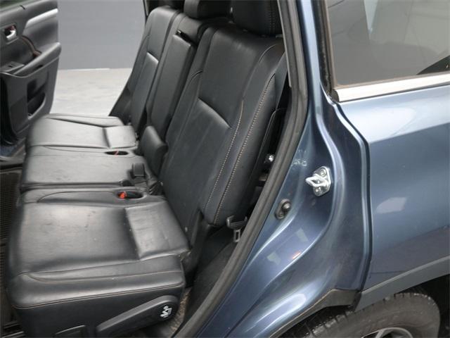 used 2016 Toyota Highlander car, priced at $20,955