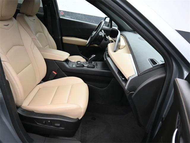 used 2024 Cadillac XT4 car, priced at $30,221