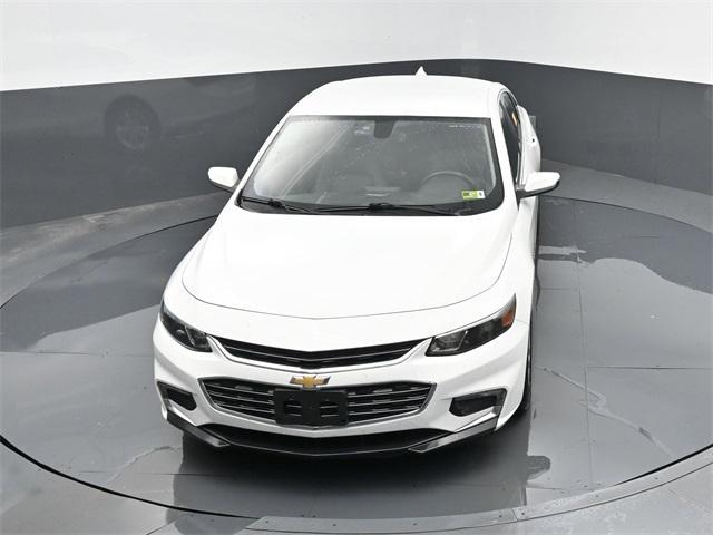 used 2018 Chevrolet Malibu car, priced at $12,996