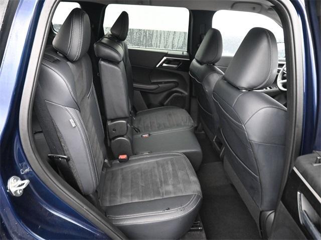 used 2024 Mitsubishi Outlander car, priced at $23,699