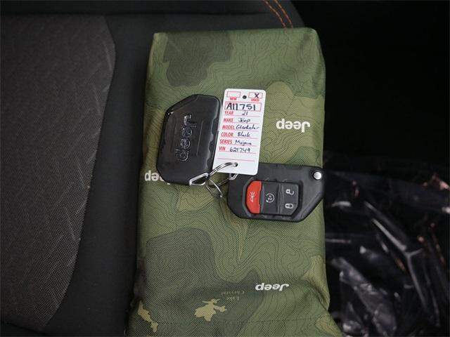 used 2021 Jeep Gladiator car, priced at $39,317