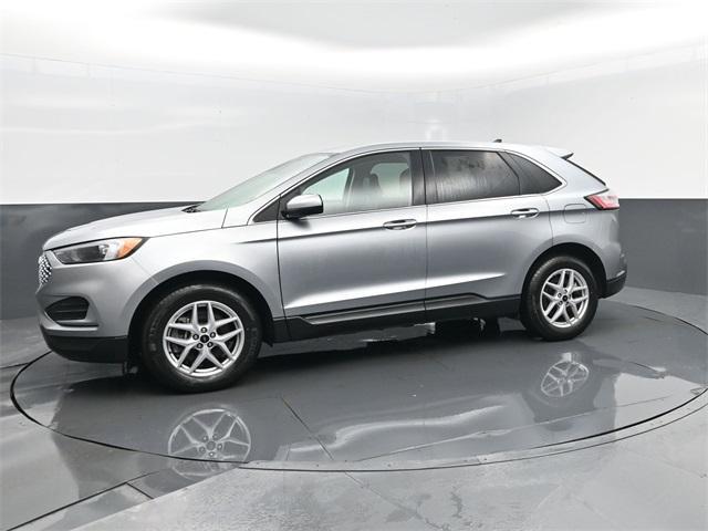 used 2024 Ford Edge car, priced at $17,978
