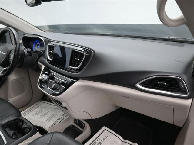 used 2020 Chrysler Pacifica car, priced at $19,334