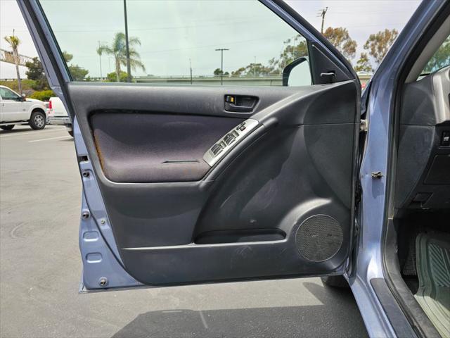 used 2005 Toyota Matrix car, priced at $6,999