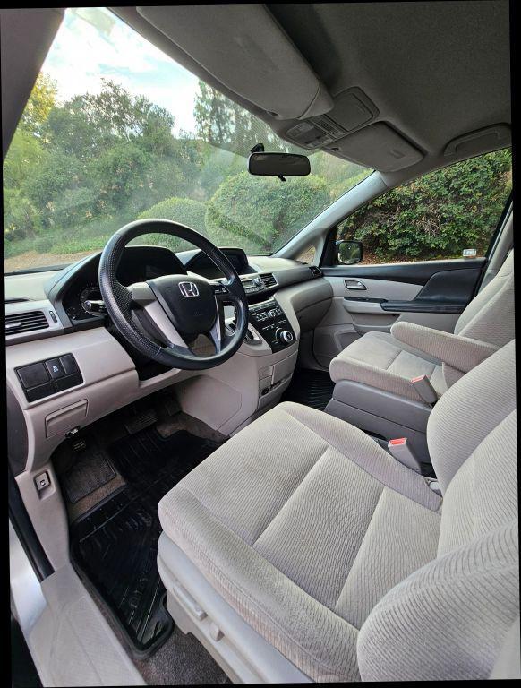 used 2011 Honda Odyssey car, priced at $8,999