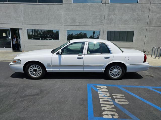 used 2009 Mercury Grand Marquis car, priced at $4,999