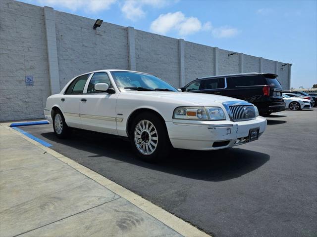 used 2009 Mercury Grand Marquis car, priced at $4,999