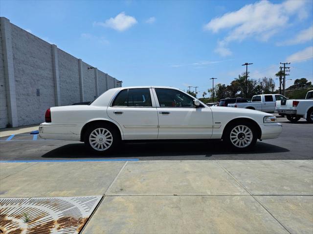 used 2009 Mercury Grand Marquis car, priced at $4,999