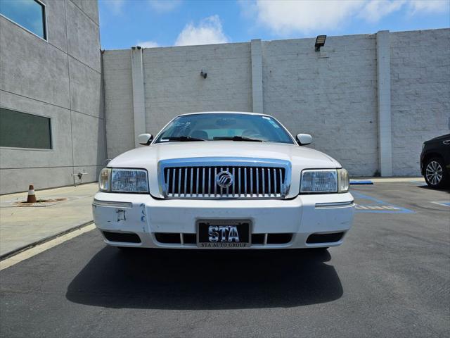 used 2009 Mercury Grand Marquis car, priced at $4,999