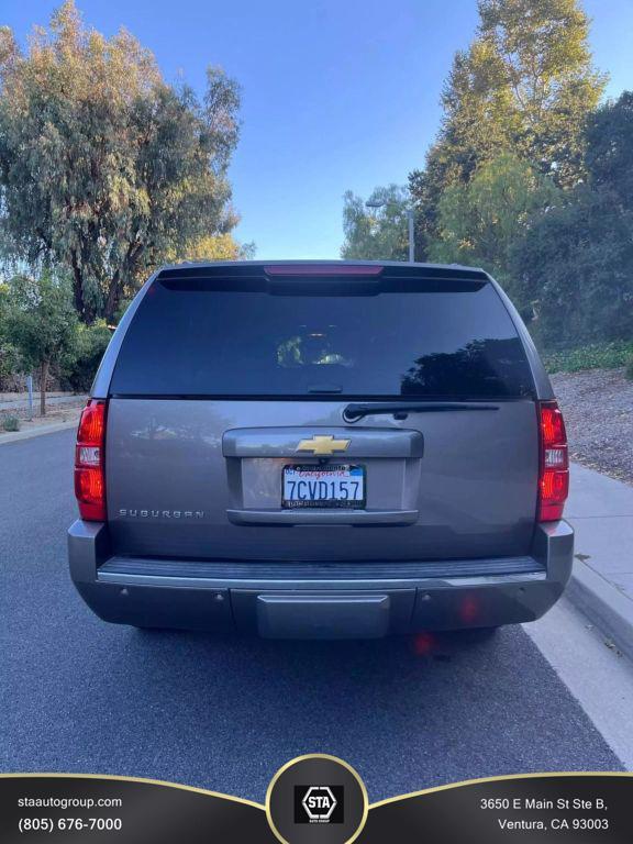 used 2014 Chevrolet Suburban car, priced at $15,395
