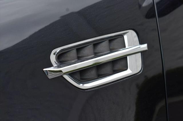 used 2007 Cadillac Escalade car, priced at $13,295