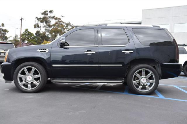 used 2007 Cadillac Escalade car, priced at $13,295
