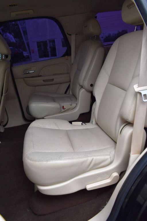 used 2007 Cadillac Escalade car, priced at $13,295