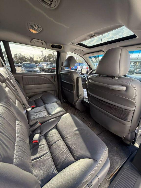 used 2007 Honda Odyssey car, priced at $7,999