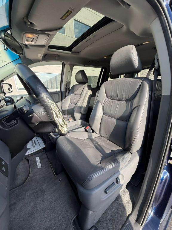 used 2007 Honda Odyssey car, priced at $7,999