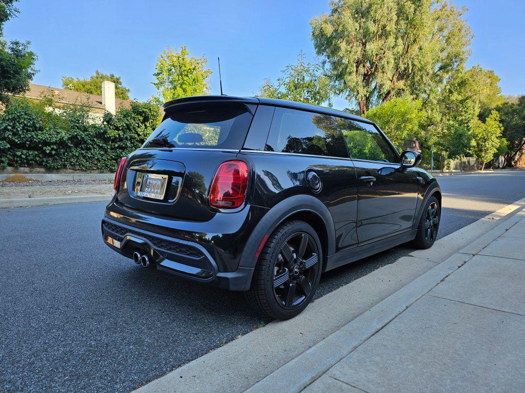 used 2023 MINI Hardtop car, priced at $23,999