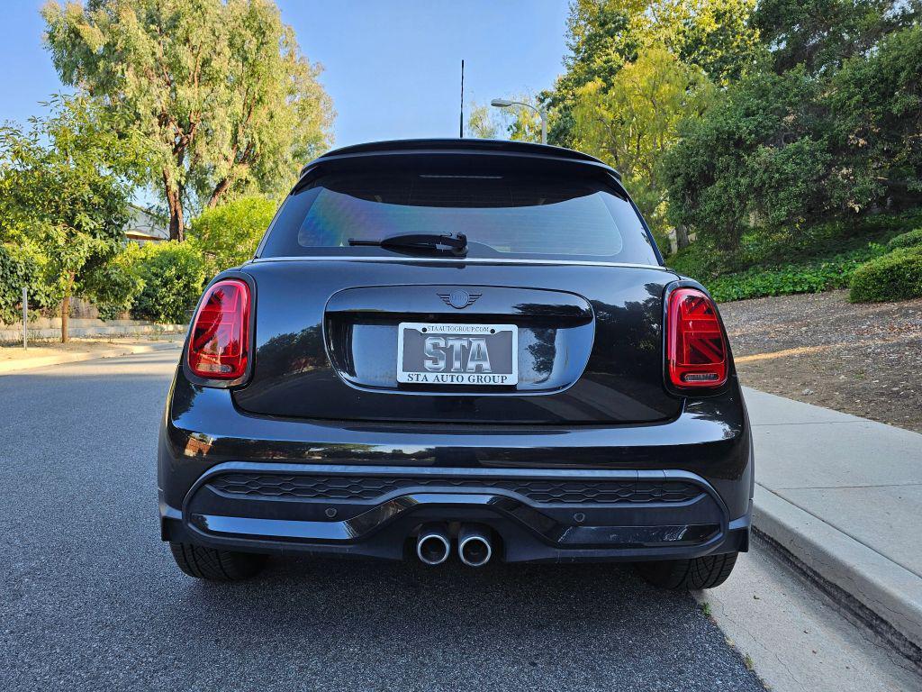 used 2023 MINI Hardtop car, priced at $23,999