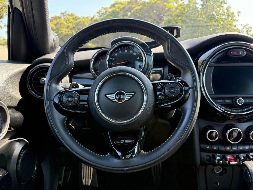 used 2019 MINI Hardtop car, priced at $17,499