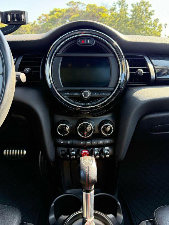 used 2019 MINI Hardtop car, priced at $17,499