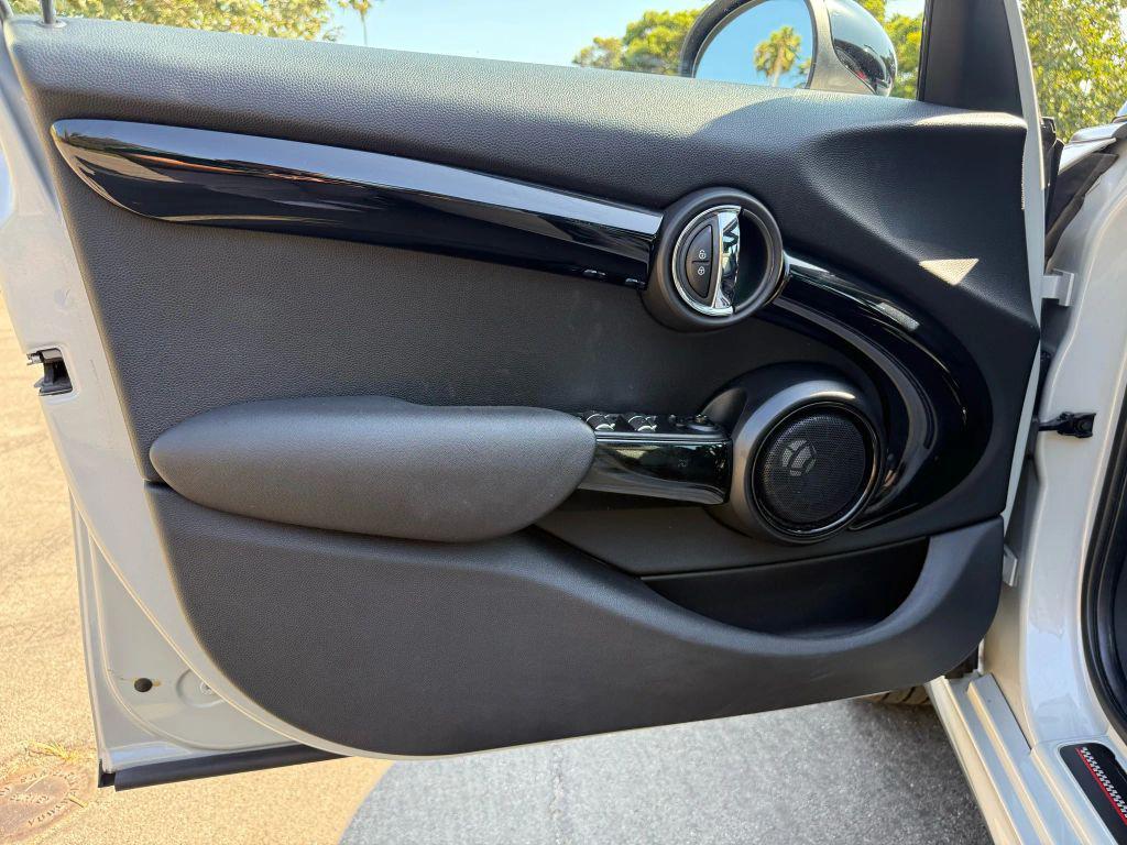 used 2019 MINI Hardtop car, priced at $17,499