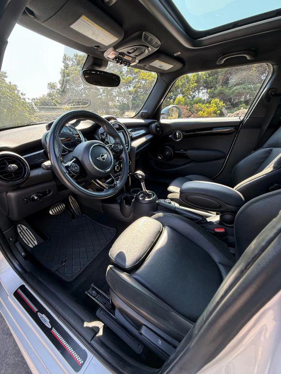 used 2019 MINI Hardtop car, priced at $17,499